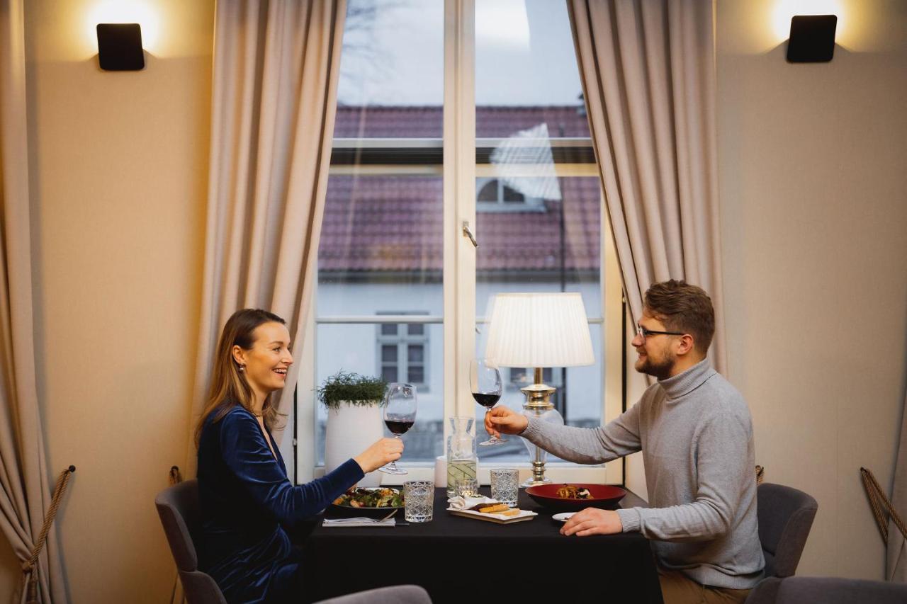 Arensburg Boutique Hotel & Spa Kuressaare Dış mekan fotoğraf