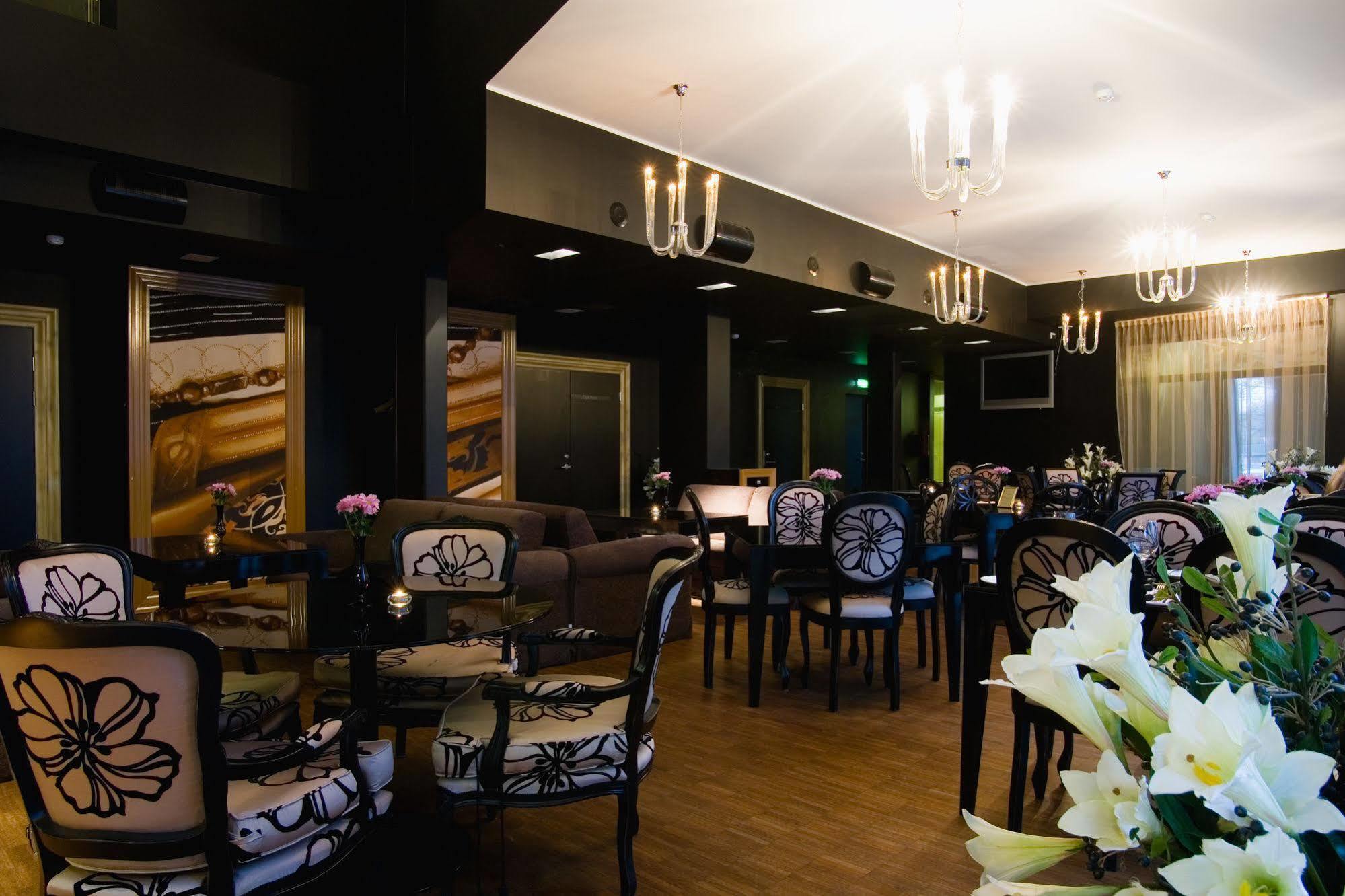 Arensburg Boutique Hotel & Spa Kuressaare Dış mekan fotoğraf